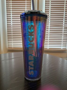 Starbucks Venti HolographicUnicorn Dome 2023 SummerTumbler 24 oz with straw